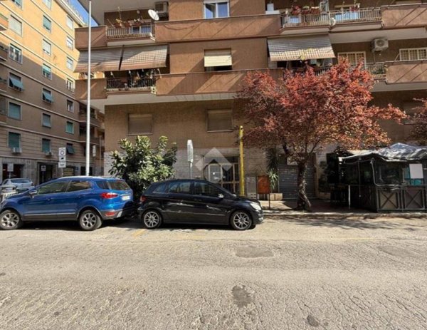 locale di sgombero in vendita a Roma