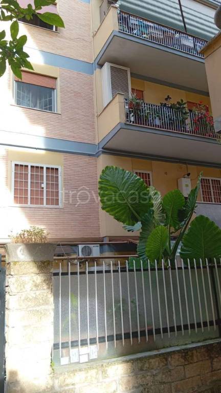 appartamento in vendita a Roma in zona Primavalle