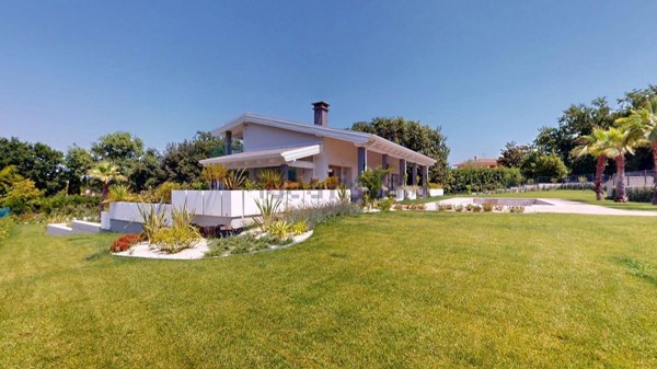 casa indipendente in vendita a Roma in zona Olgiata
