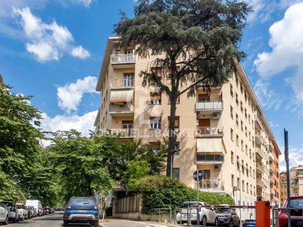appartamento in vendita a Roma in zona Della Vittoria