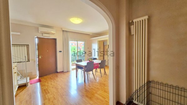 casa indipendente in vendita a Roma in zona Borghesiana