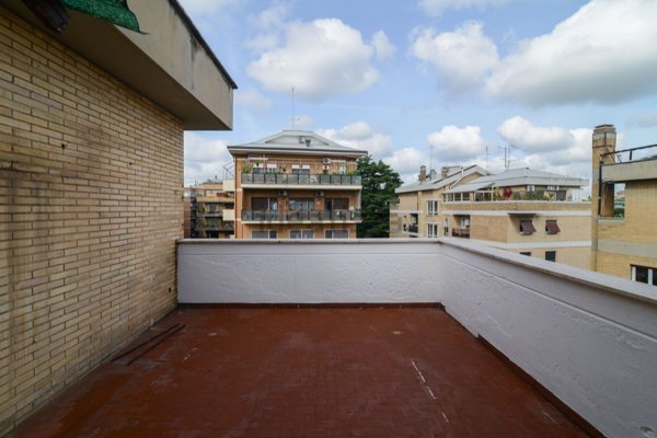 appartamento in vendita a Roma in zona Portuense