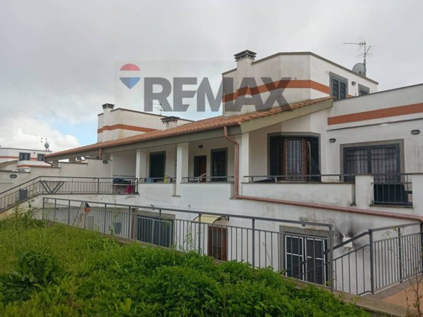 casa indipendente in vendita a Roma in zona Infernetto