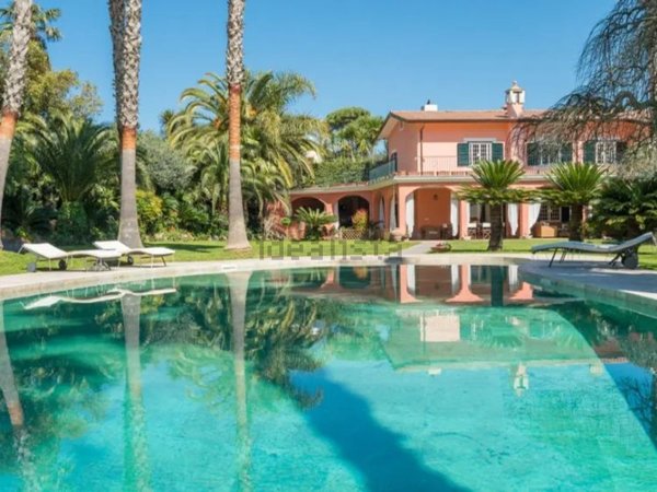 casa indipendente in vendita a Roma in zona Massimina/Casal Lumbroso