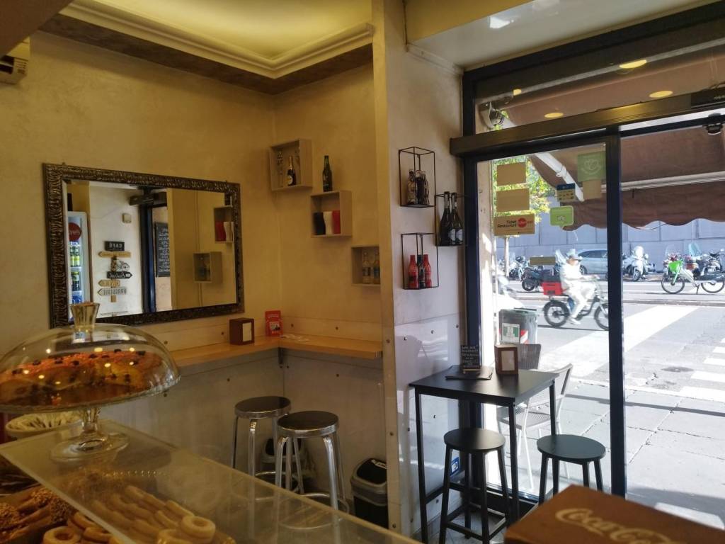 negozio in vendita a Roma in zona Ludovisi/Sallustiano