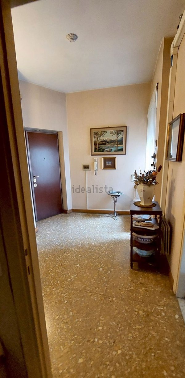 appartamento in vendita a Roma in zona Ostiense