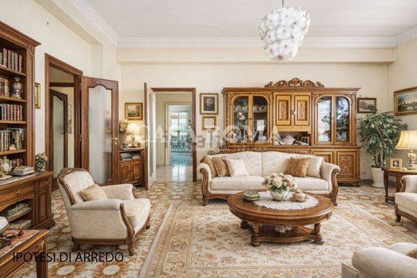 appartamento in vendita a Roma in zona Prenestino-Labicano