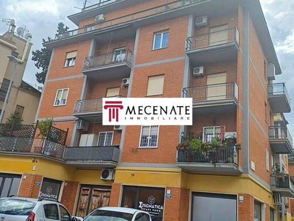 appartamento in vendita a Roma in zona Torre Maura