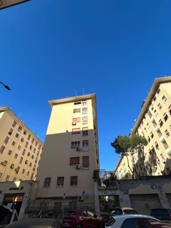 appartamento in vendita a Roma in zona Cinecittà