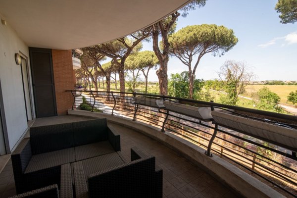 appartamento in vendita a Roma in zona EUR