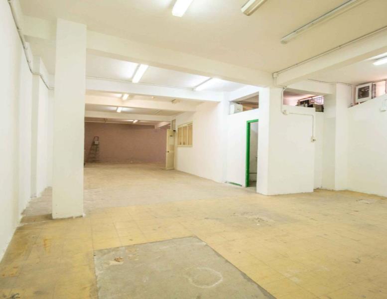 locale commerciale in vendita a Roma in zona Prenestino-Labicano