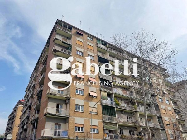 appartamento in vendita a Roma in zona Collatino