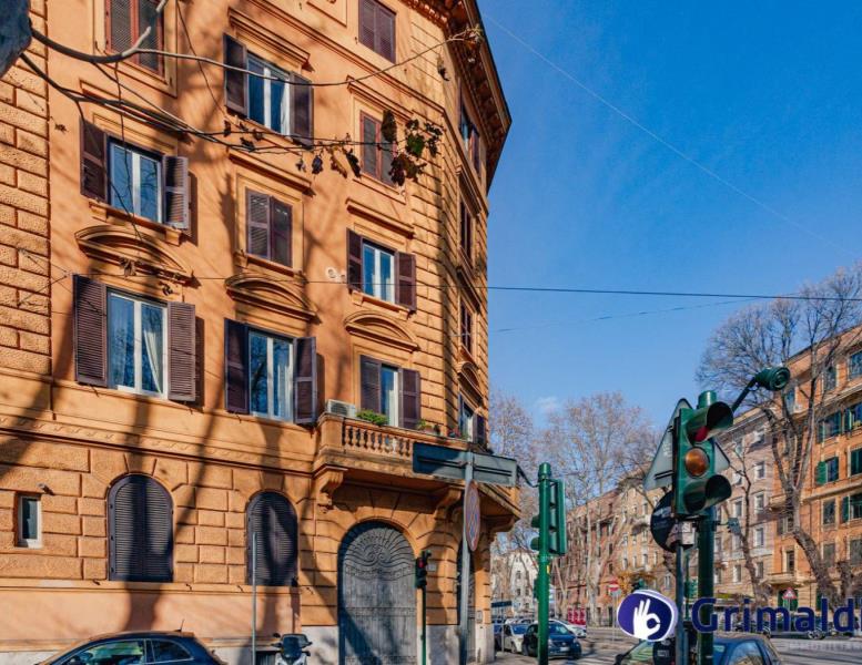 appartamento in vendita a Roma in zona Rione Prati