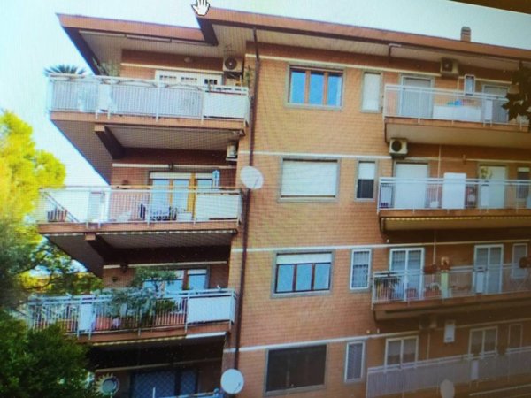 appartamento in vendita a Roma in zona Portuense