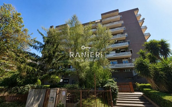 appartamento in vendita a Roma in zona EUR