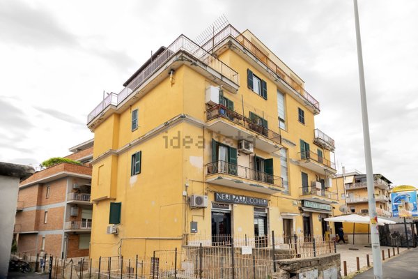 appartamento in vendita a Roma in zona Primavalle