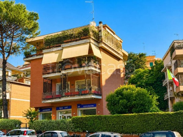 appartamento in vendita a Roma in zona Gianicolense