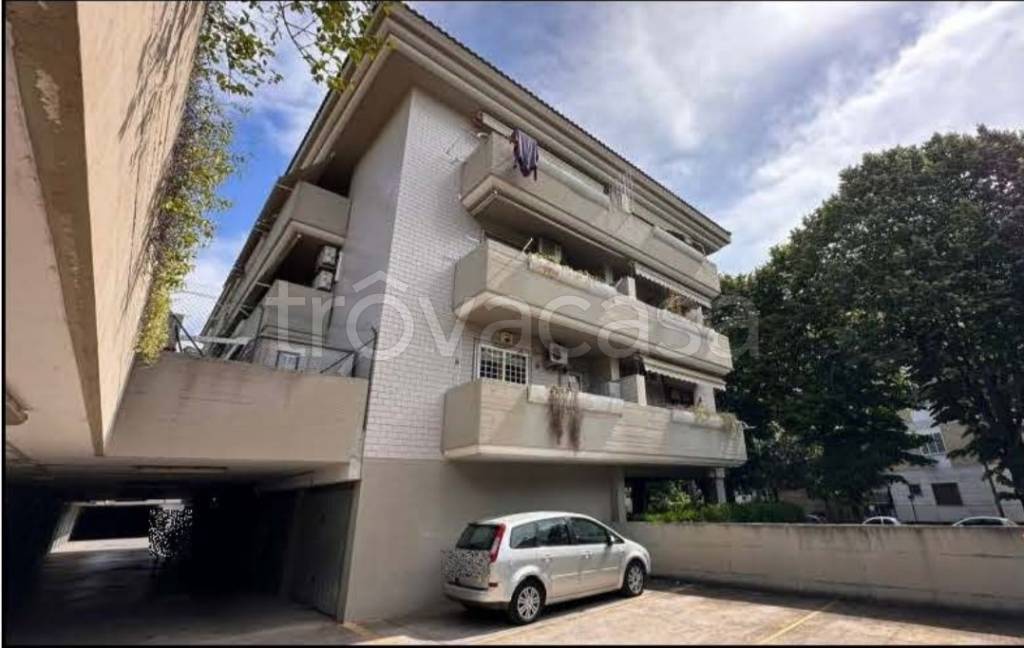 appartamento in vendita a Roma in zona Primavalle