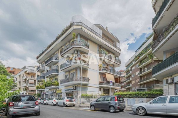 appartamento in vendita a Roma in zona Monte Sacro/Talenti