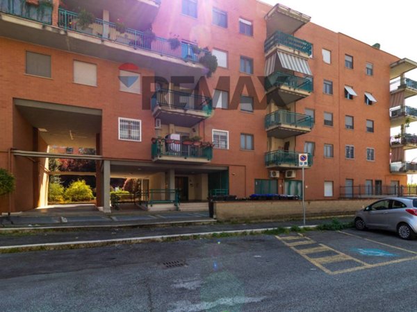 appartamento in vendita a Roma in zona Tor Vergata/Torrenova