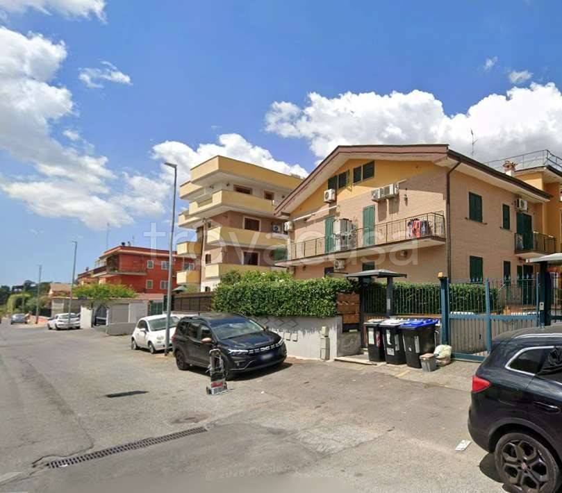 casa indipendente in vendita a Roma in zona Casalotti