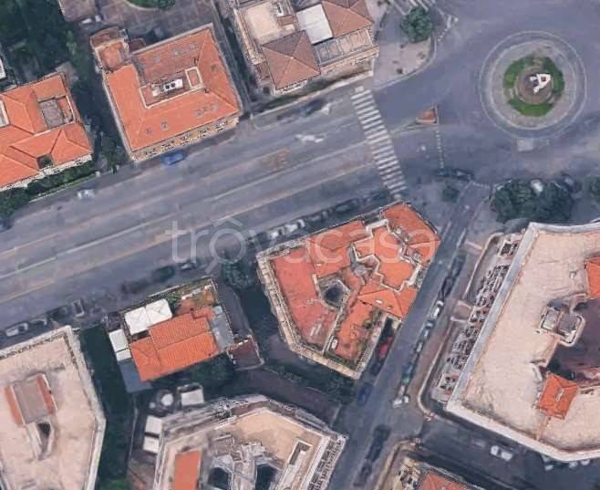 appartamento in vendita a Roma in zona Nomentano