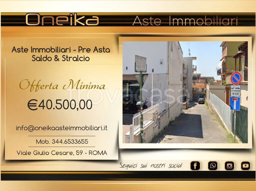 appartamento in vendita a Roma in zona Torre Angela