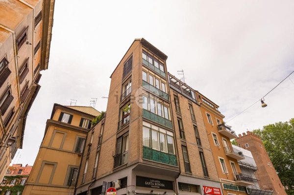 appartamento in vendita a Roma in zona Trastevere