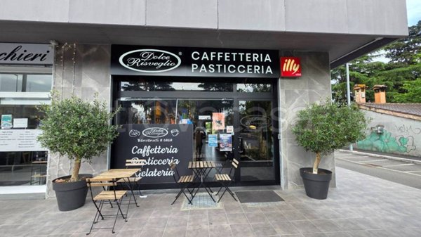 negozio in vendita a Roma in zona Acilia