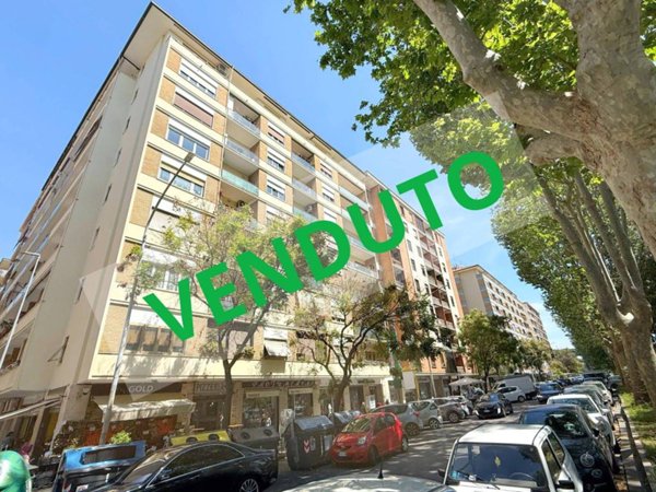 appartamento in vendita a Roma in zona Ostiense