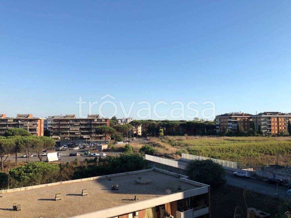 appartamento in vendita a Roma in zona Torrino