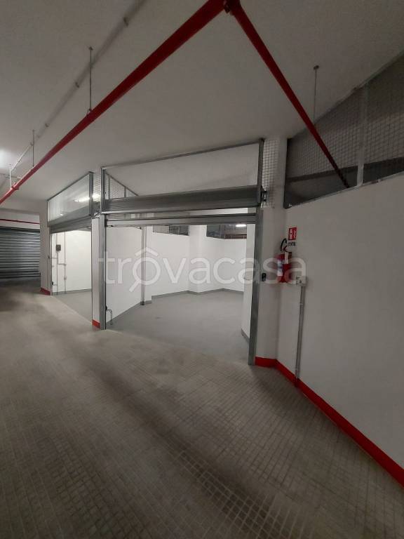 locale di sgombero in vendita a Roma in zona Gianicolense