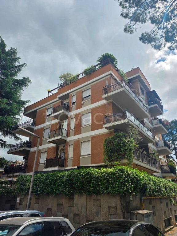 appartamento in vendita a Roma in zona Della Vittoria