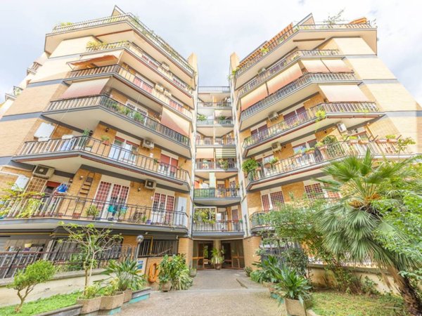 appartamento in vendita a Roma in zona Prenestino-Centocelle
