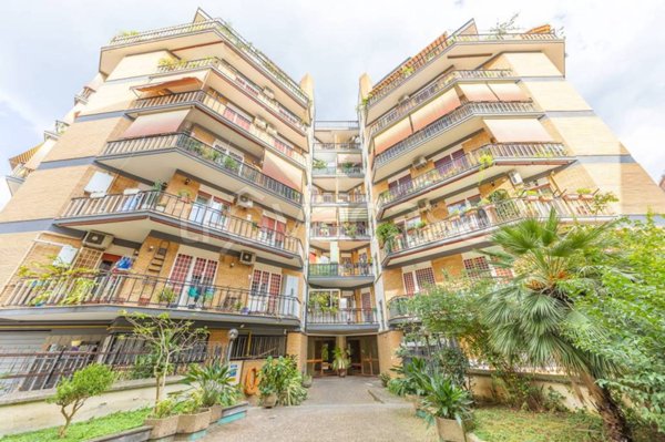 appartamento in vendita a Roma in zona Prenestino-Labicano