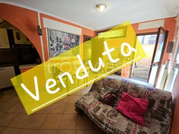 appartamento in vendita a Roma in zona Acilia