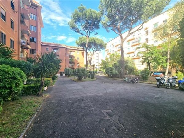 appartamento in vendita a Roma in zona Appio Claudio
