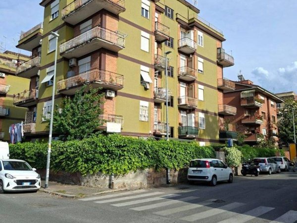 appartamento in vendita a Roma in zona Alessandrino