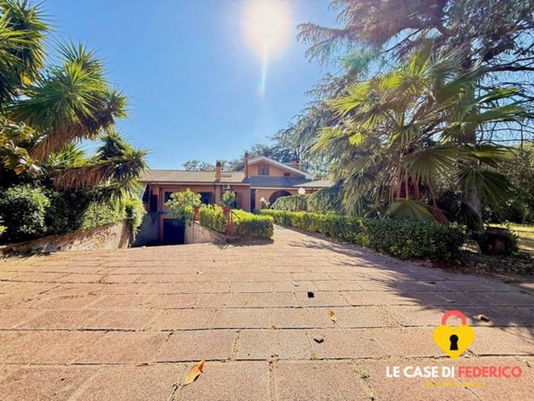 casa indipendente in vendita a Roma in zona Romanina