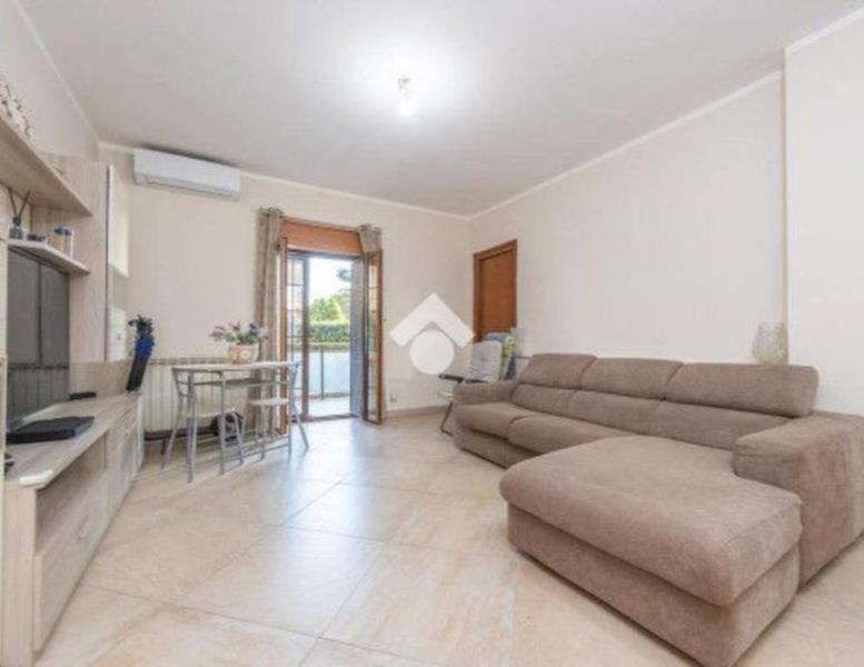 appartamento in vendita a Roma in zona Finocchio
