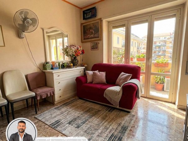 appartamento in vendita a Roma in zona Appio Latino