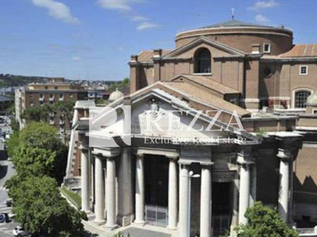 intera palazzina in vendita a Roma in zona Flaminio