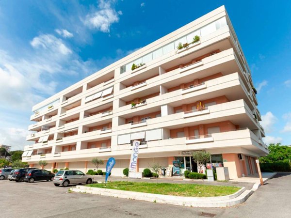 appartamento in vendita a Roma in zona Ponte di Nona