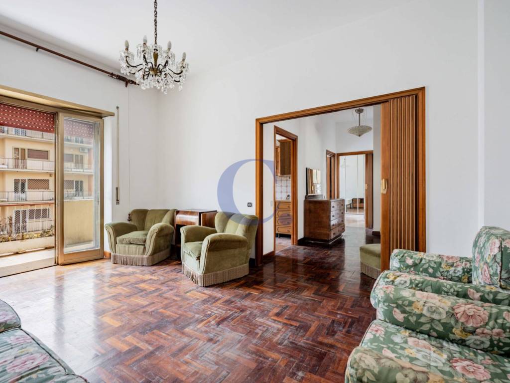appartamento in vendita a Roma in zona Ardeatino