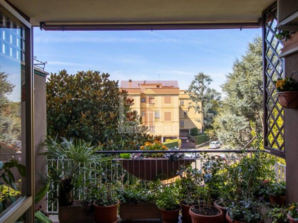 appartamento in vendita a Roma in zona Ponte Mammolo