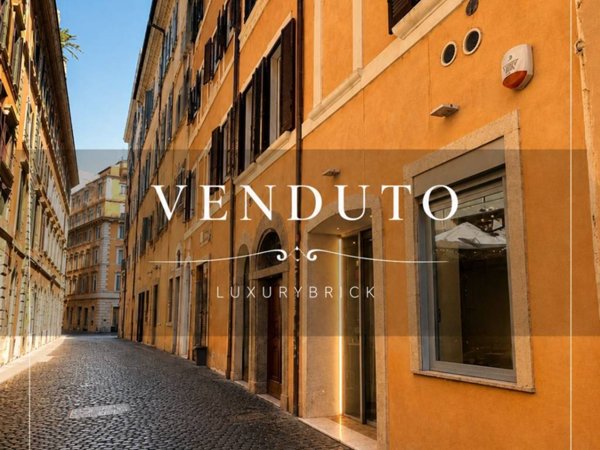 negozio in vendita a Roma in zona Centro Storico
