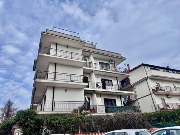 appartamento in vendita a Roma in zona Gianicolense