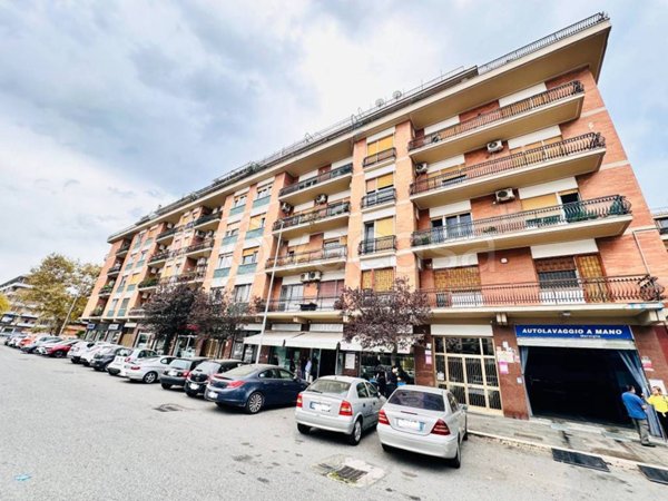 appartamento in vendita a Roma in zona Ostia