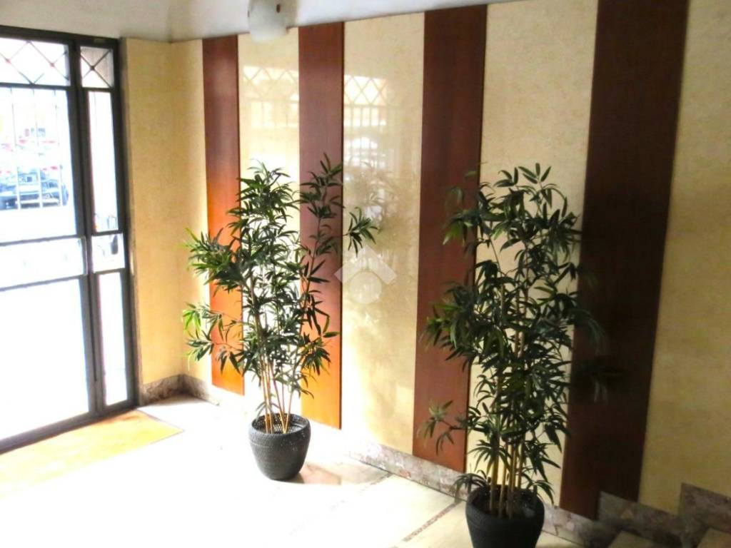 appartamento in vendita a Roma in zona Tuscolano