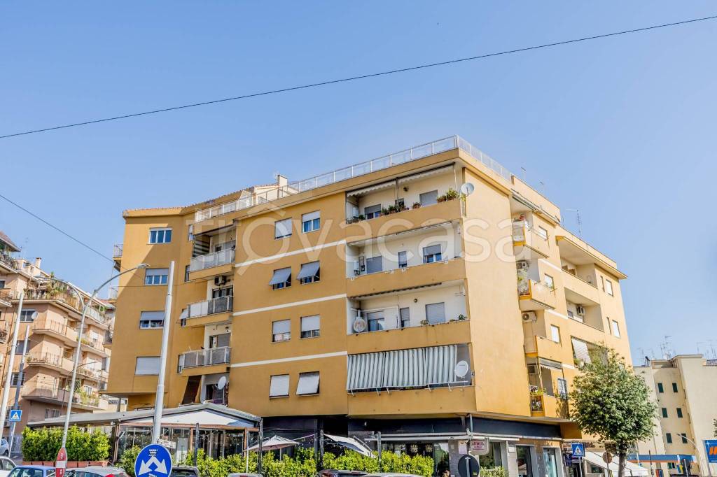 appartamento in vendita a Roma in zona Monte Sacro/Talenti